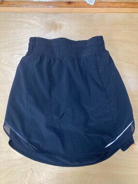 Lululemon sz 0 Black Hotty Hot High-Rise Skirt Golf Pickleball Running Tennis